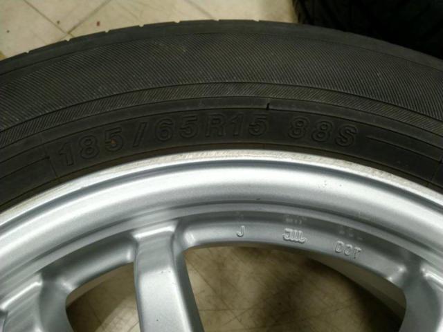 30系 プリウス 純正ホイール・タイヤセット 185/65R15 （トヨタ 
