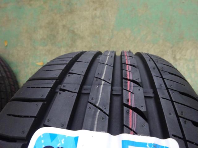 プライスダウン HOT STUFF(ホットスタッフ) WAREN(ヴァーレン)    + KENDA(ケンダ) KR23A 75V + KENDA(ケンダ) KR203 84V