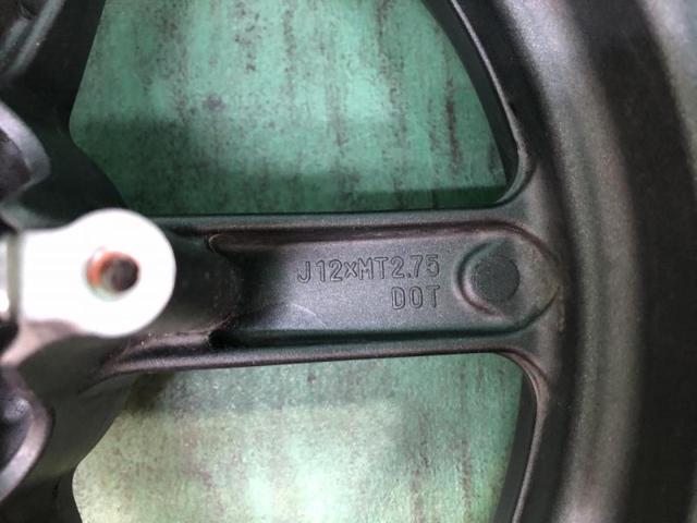 赤札!!【ワケアリ】HONDA グロム JC92 純正フロントホイール + IRC NR77U 2022年製