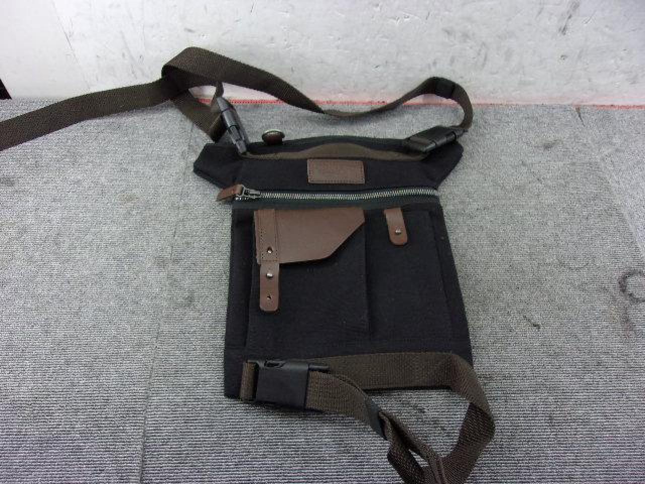 HELSTONS(ヘルストン) レッグバッグ バイク用品 ツーリング用品 バッグ(二輪)を通販で購入する 中古カー＆バイク用品の販売