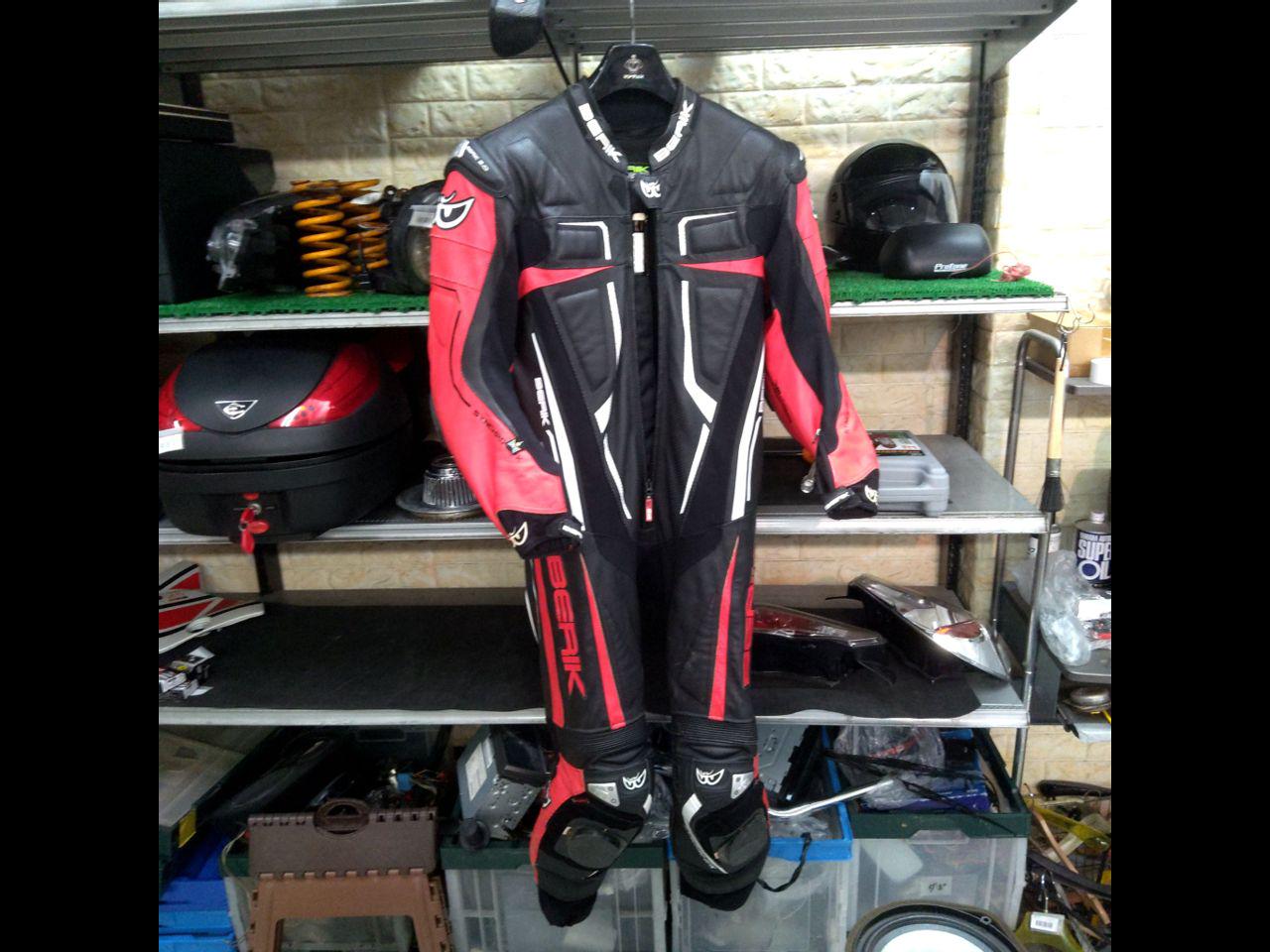 ベリック レザースーツ 革ツナギ レディース （BERIK 革つなぎ べ  