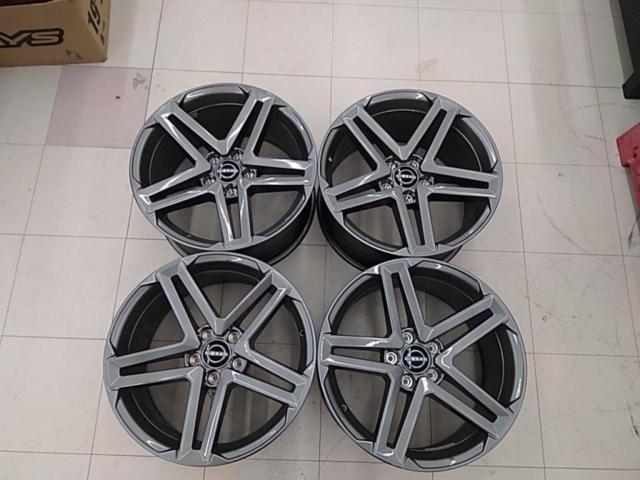 ☆純正流用の定番!☆NISSAN フェアレディZ/RZ34 VersionT純正ホイール 