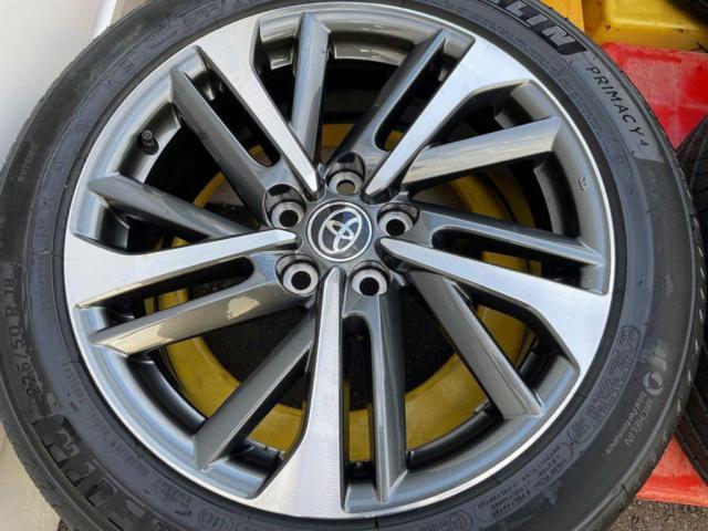 トヨタ カローラクロス Zグレード 純正ホイール + MICHELIN PRIMACY 4 