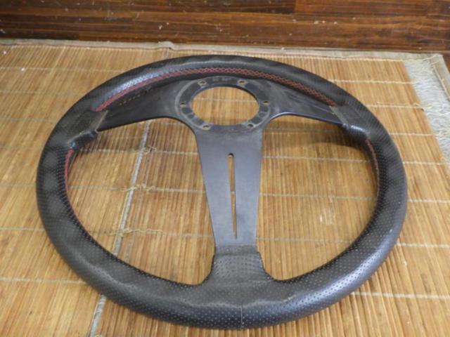 NARDI 3本スポークレザーステアリング