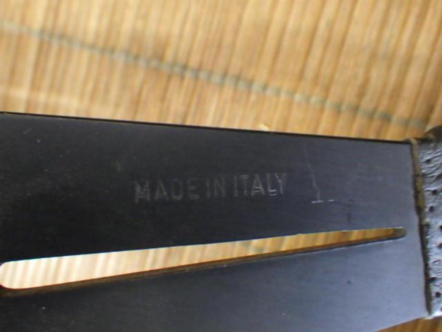 NARDI 3本スポークレザーステアリング