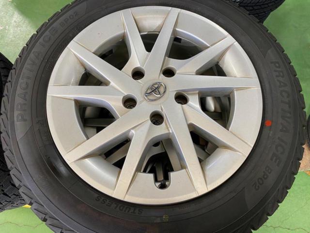 トヨタ純正(TOYOTA) プリウスα純正 + yelloHat PRACTIVA(プラクティバ 