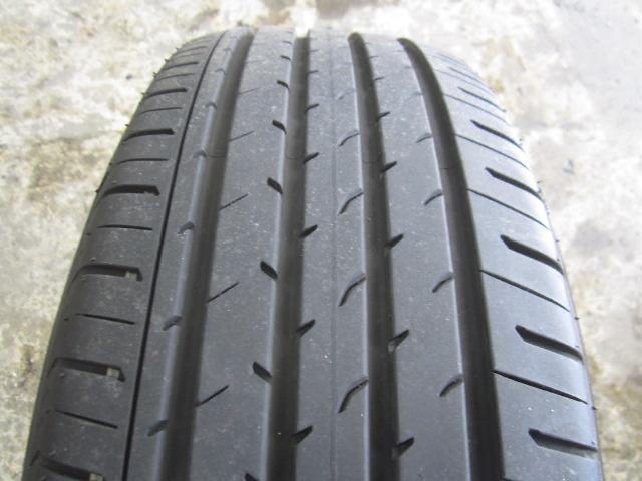 H倉庫】 YOKOHAMA ADVAN V03 225/65R17 | カー用品 タイヤ 17インチ 