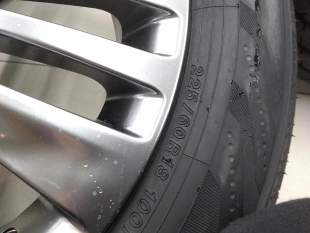 送料込み】225/60R18 40アルファード純正 タイヤ 作り出す 4本セット