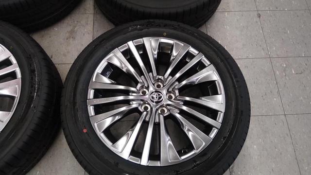 新車外し品・19インチ】ハリアー Zグレード 純正 タイヤホイールセット 