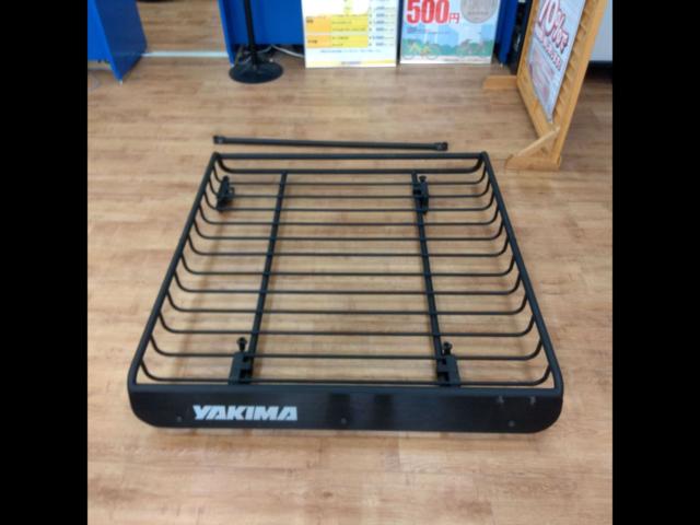 YAKIMA ルーフラック/メガウォーリアー | カー用品 キャリアを通販で 