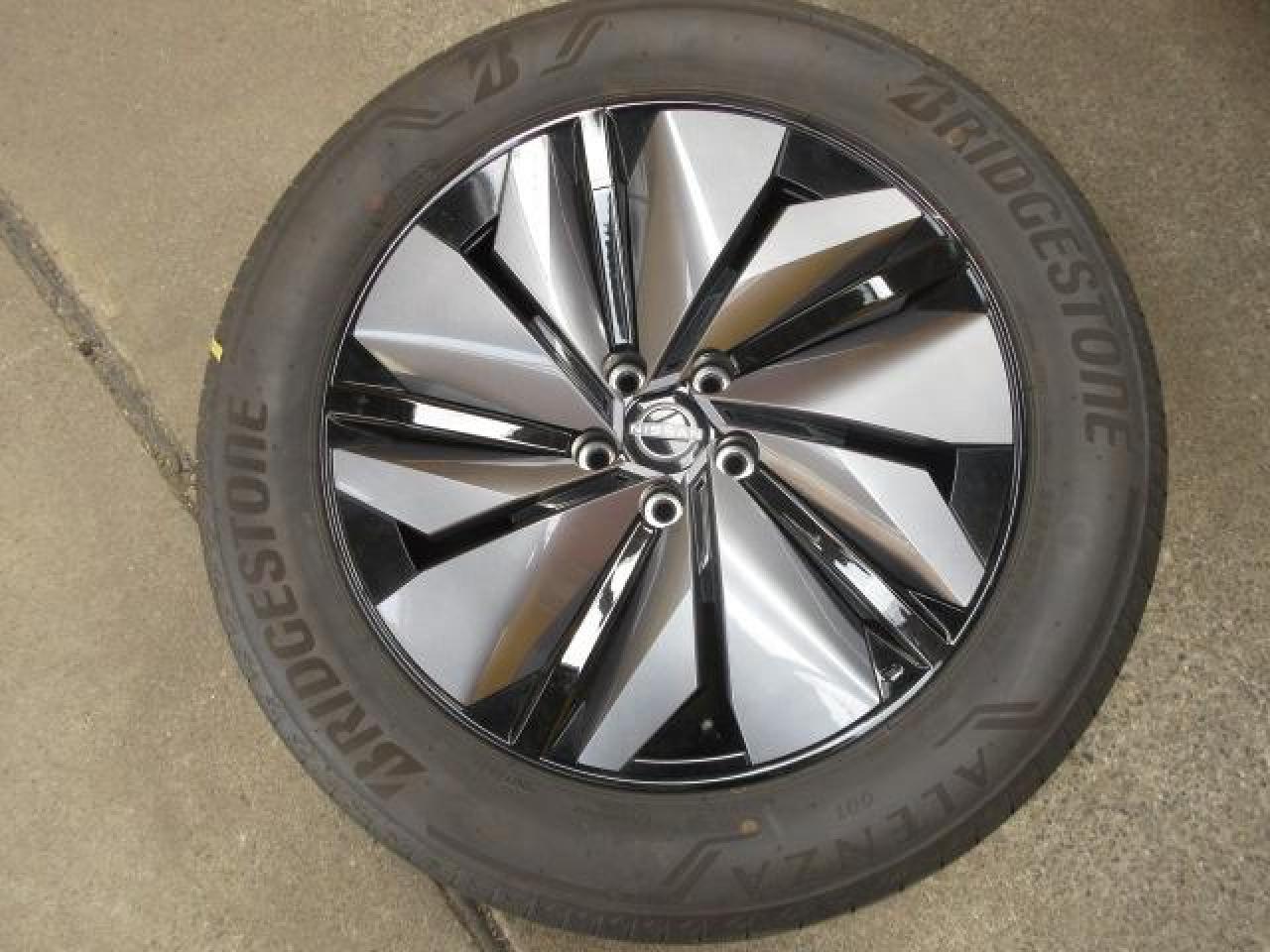 日産純正 アリア純正ホイール+BRIDGESTONE ALENZA 001 (X04996) | 中古 
