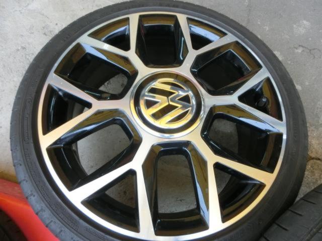 【輸入車純正】  Volks Wogen (フォルクスワーゲン) UP! (アップ)  GTI 純正ホイール 限定車モデル