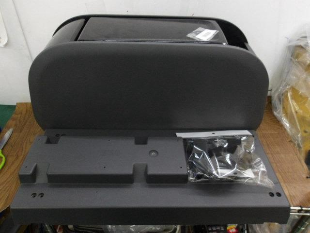 トヨタ純正(TOYOTA)センターコンソール | 中古品 | アップガレージ 大阪門真店 | カー用品 インテリア その他インテリアを通販で ...
