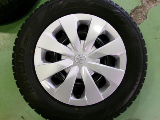 YOKOHAMA iceGUARD6 iG60 + TOYOTA カローラツーリング ハイブリッド 