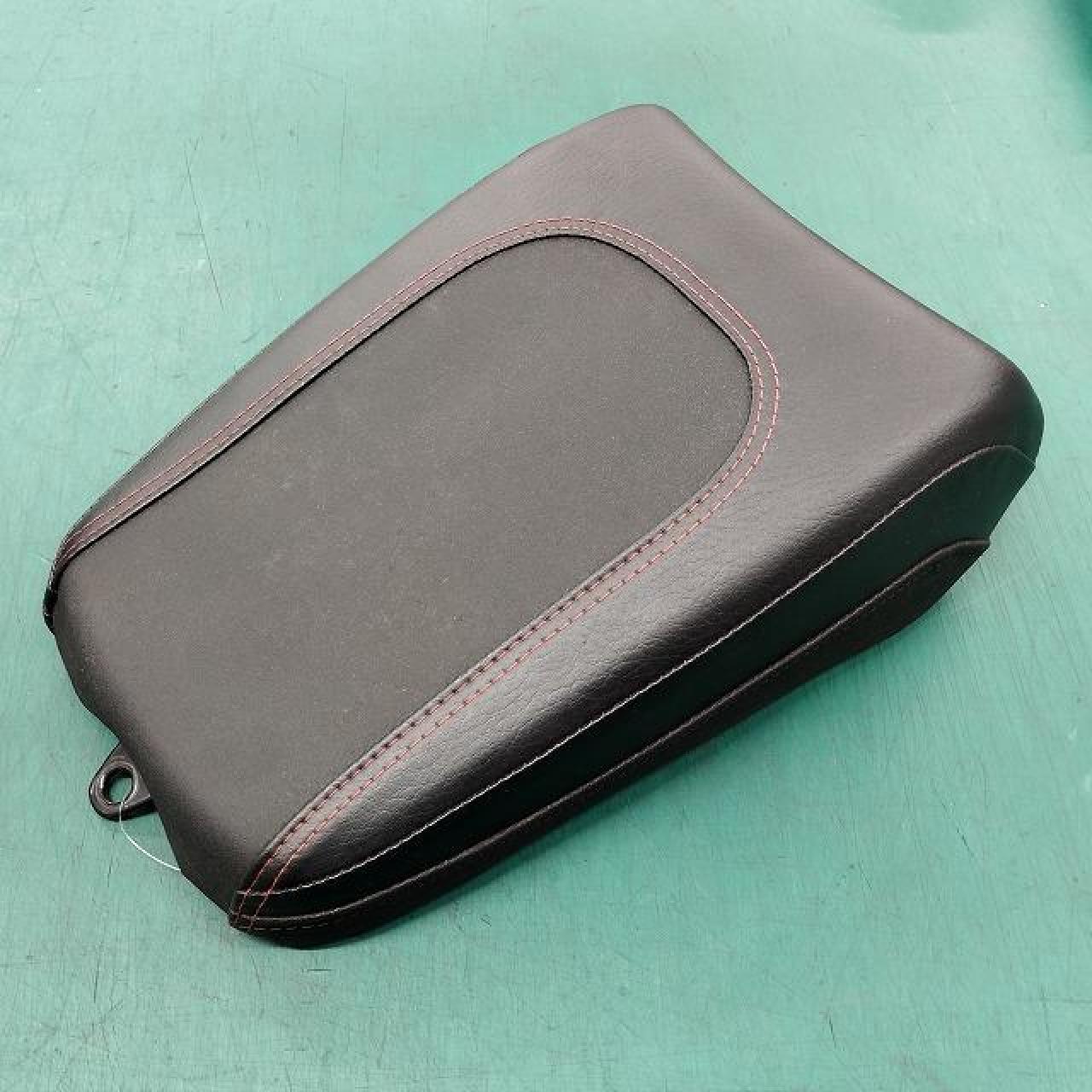 ハーレー純正タンデムシート(美品) （美品 ハーレー純正 スポーツ 