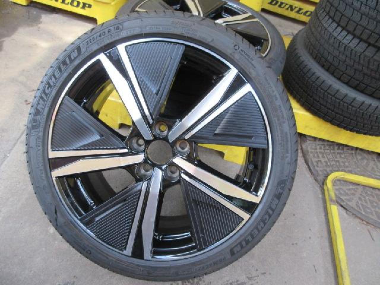 PEUGEOT 308 GT 純正ホイール + MICHELIN PRIMACY4 (X05101) | やや傷 