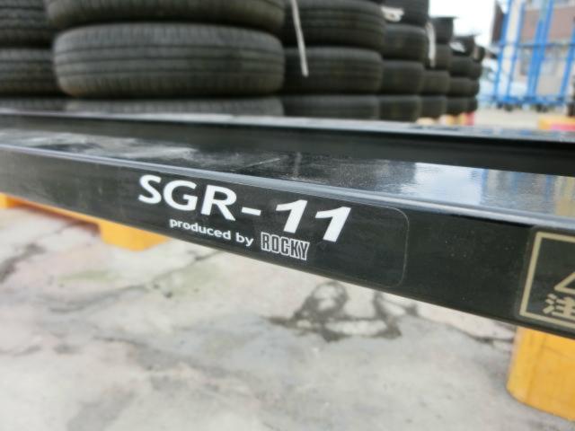 【Rocky】ルーフキャリア SGR-11 