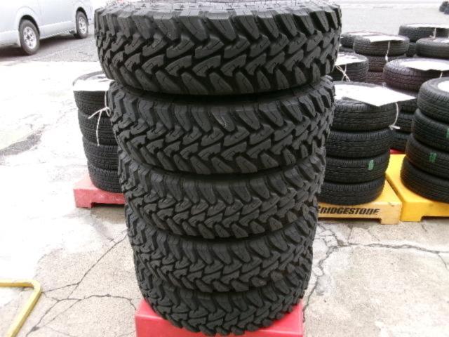 MARUKA SERVICE(マルカサービス) NITRO POWER(ナイトロパワー) M10 PERSHING KC  + TOYO(トーヨー) OPEN COUNTRY M/T