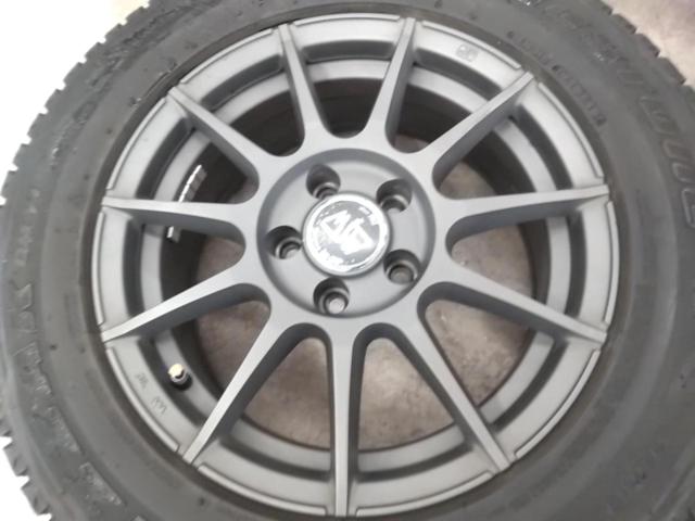 OZ MSW 85 + BRIDGESTONE BLIZZAK DM-V1 215/65R16 スタッドレスタイヤ 