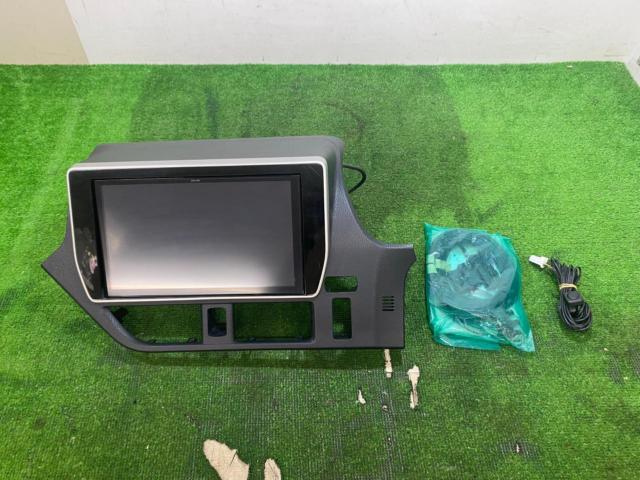 トヨタ純正 ［NSZN-Z66T］ 【10インチ大画面!! 80系VOXYのパネル付き 