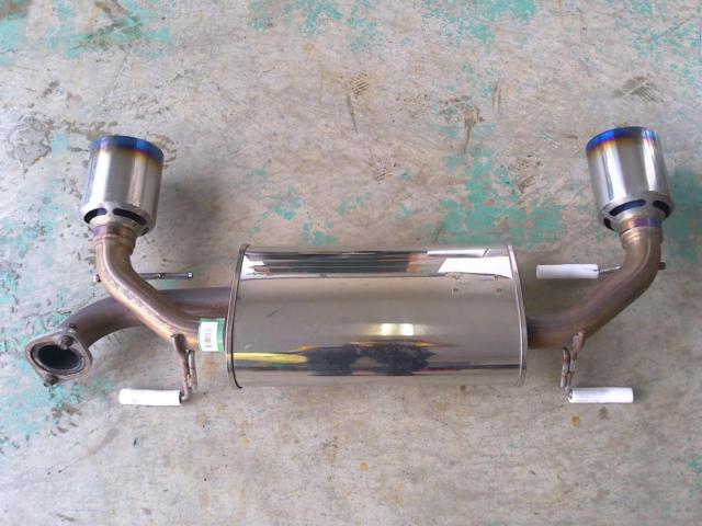 HKS LEGAMAX Premium