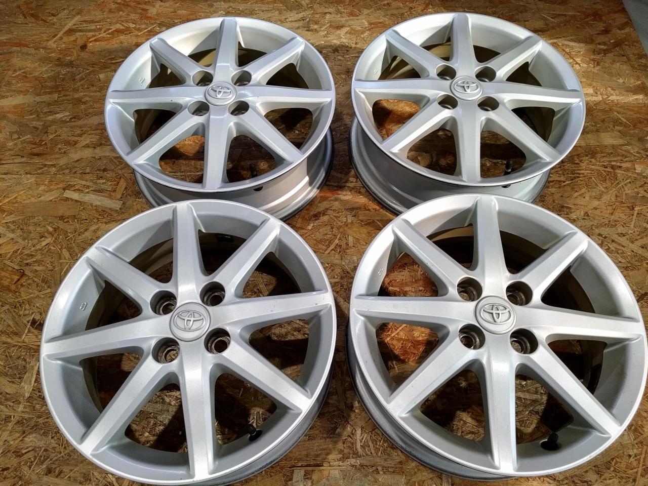 Toyota original (TOYOTA) Aqua (NHP10) early model genuine wheels | Used ...