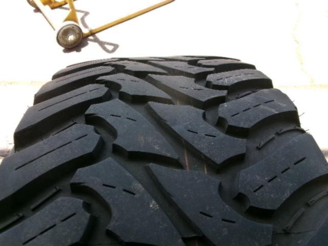 RX2407-324 FUEL OFFROAD D546 ASSOULT + ATTURO TRAIL BLADE M/T 4本セット ※タイヤサイズ商品メモにてご確認ください