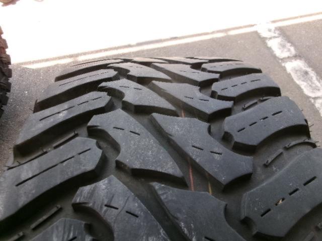 RX2407-324 FUEL OFFROAD D546 ASSOULT + ATTURO TRAIL BLADE M/T 4本セット ※タイヤサイズ商品メモにてご確認ください