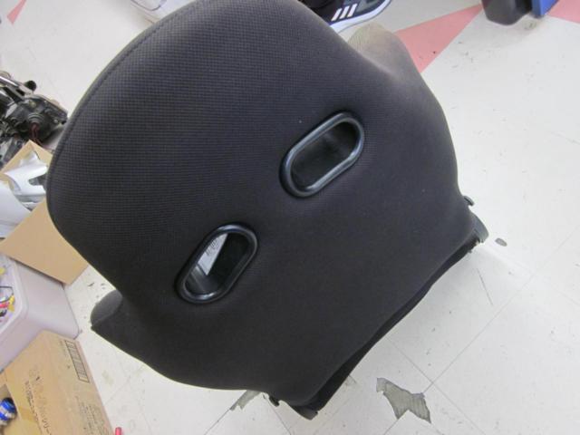 メーカー不明 セミバケットシート