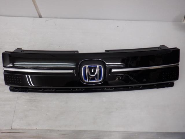 HONDA純正 フロントグリル 新型フリードHEV/GT1 | カー用品 ボディ  