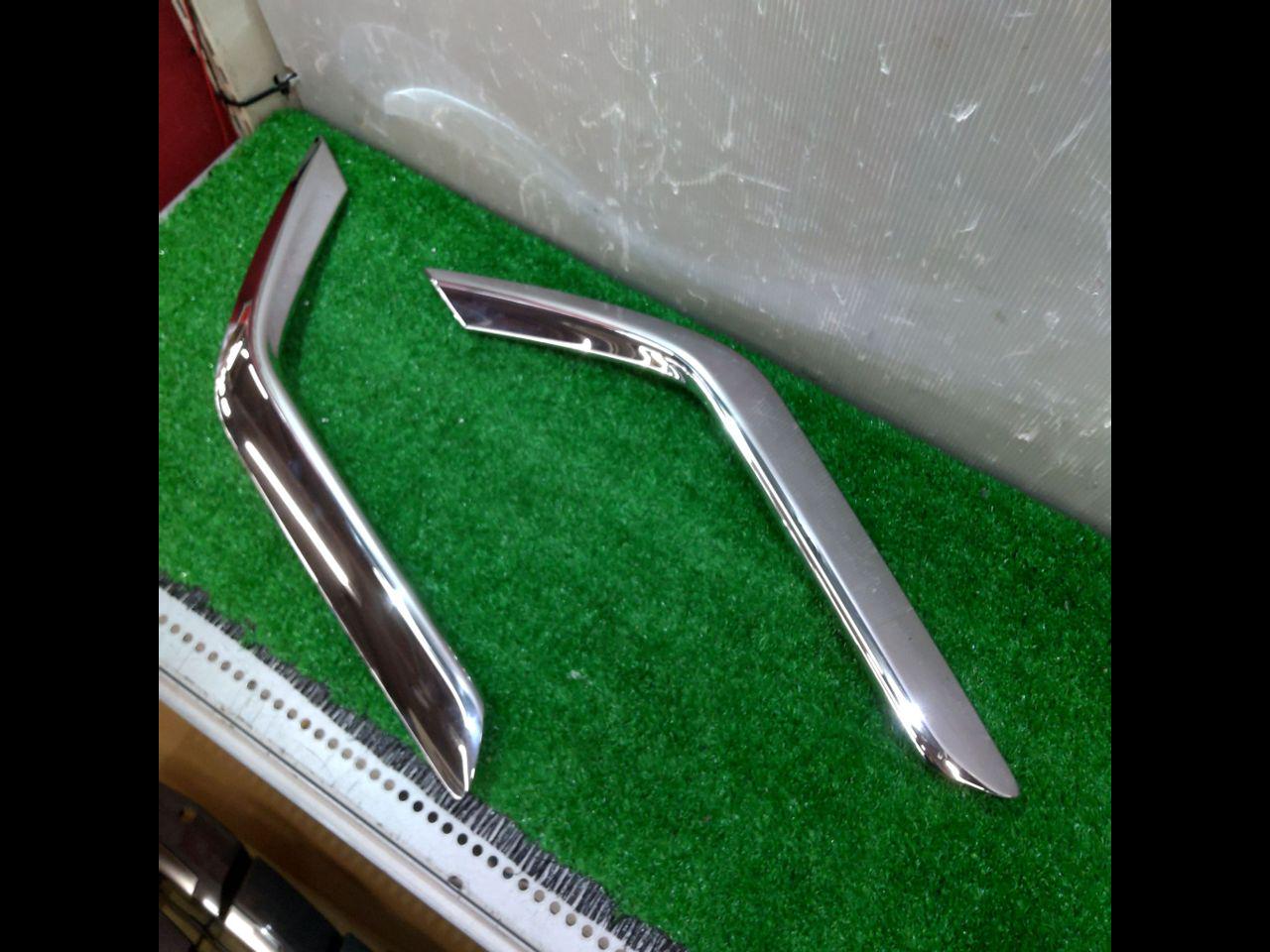 トヨタ純正 純正フォグガーニッシュ 【52712-V2040・52713-V2030】 | カー用品 ボディパーツ グリルを通販で購入する ...