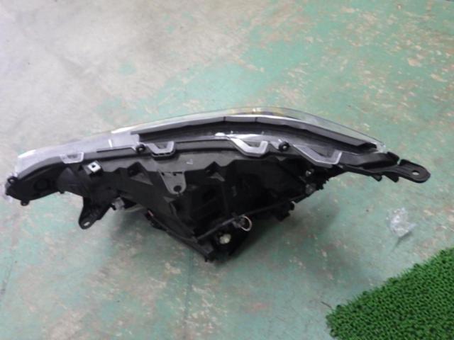 【RAV4/50系】TOYOTA 純正ヘッドライト  左右セット