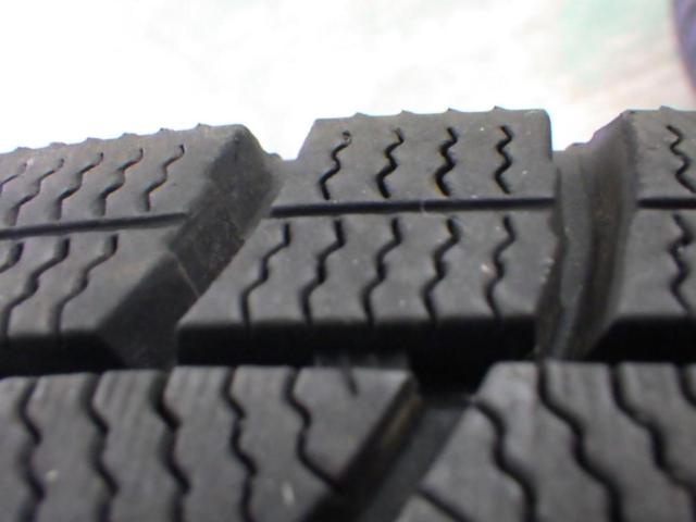 AUTOBACS SEVEN(オートバックスセブン) LEBEN(レーベン) V5 (4HOLE)  + DUNLOP(ダンロップ) WINTERMAXX WM02
