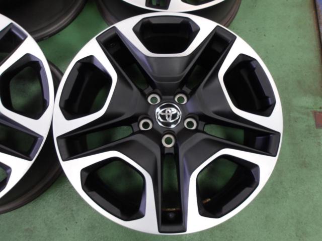 トヨタ RAV4 アドベンチャー 純正ホイール | やや傷や汚れあり 