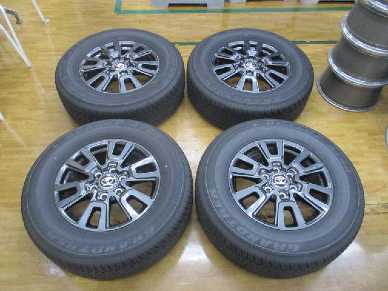 トヨタ ランドクルーザー250純正+ DUNLOP GRANDTREK AT23 114V 