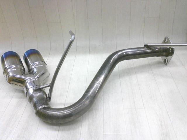 メーカー不明 デュアル出しマフラー □JB23W/ジムニー 純正バンパーで 