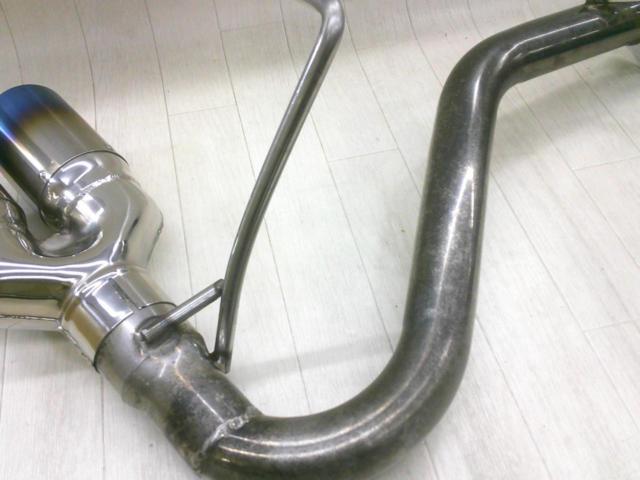 メーカー不明 デュアル出しマフラー □JB23W/ジムニー 純正バンパーで 