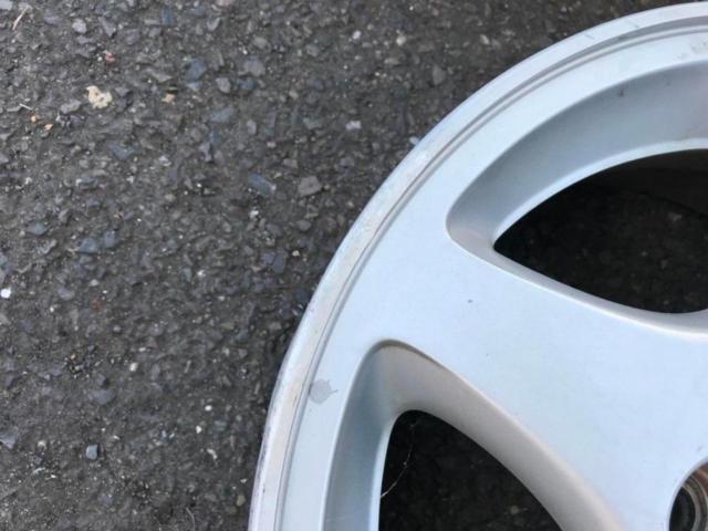 NISSAN Z10キューブ純正ホイール 4/4