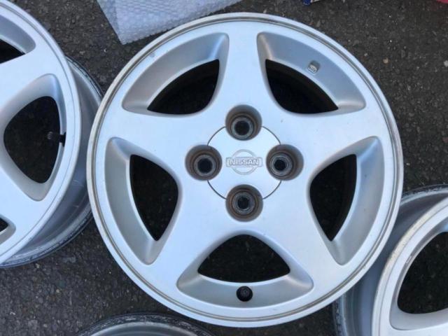 NISSAN Z10キューブ純正ホイール 4/4