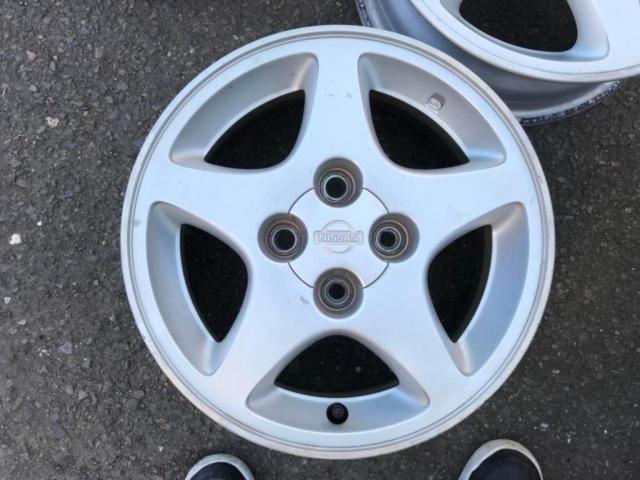 NISSAN Z10キューブ純正ホイール 4/4