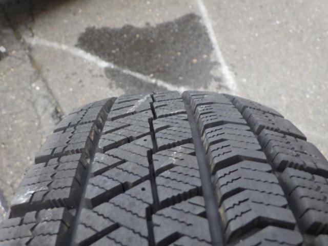店内ラック BRIDGESTONE BLIZZAK VRX2