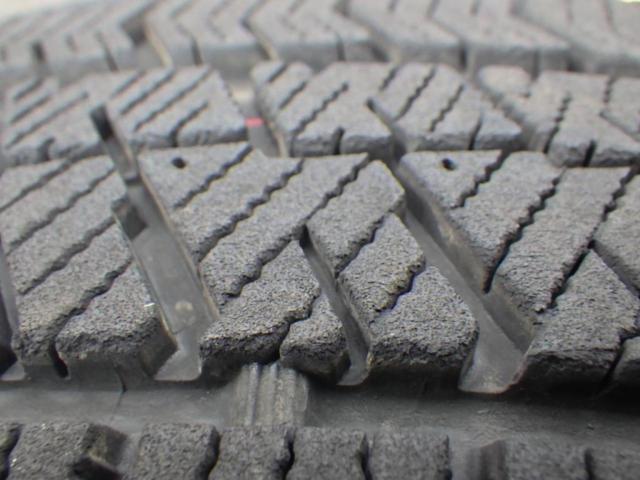 店内ラック BRIDGESTONE BLIZZAK VRX2