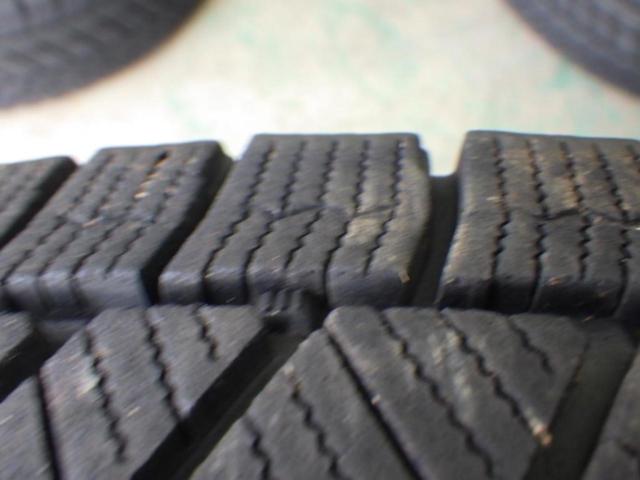 HOT STUFF(ホットスタッフ)  Exceeder E05Ⅱ  + BRIDGESTONE(ブリヂストン) 【BRIDGESTONE】BLIZZAK VRX3