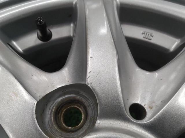 DUNLOP MACBES MB8 + GOODYEAR ICE NAVI7 | 中古品 | アップガレージ 千葉成田店 | カー用品 ...