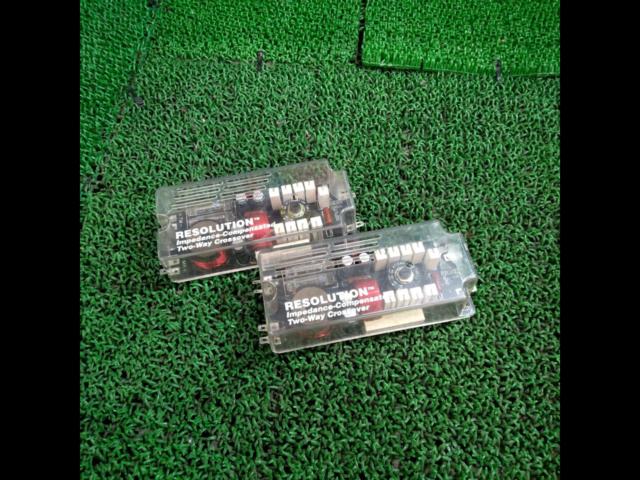 KICKERRESOLUTION
Crossover network