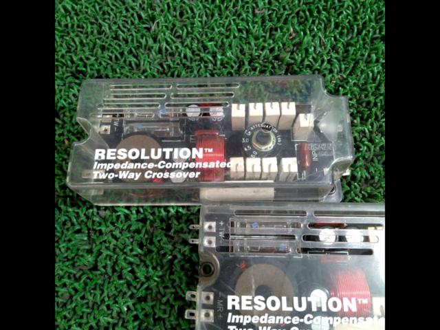 KICKERRESOLUTION
Crossover network