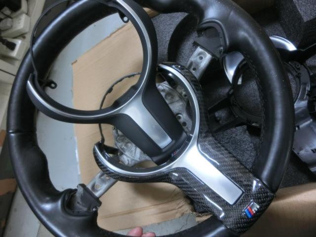 BMW 2シリーズ 純正ステアリング+カーボンカバー付き