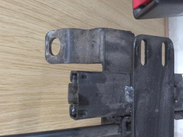 メーカー不明スーパーローポジション シートレール 助手席側