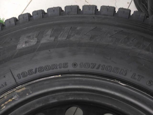 トヨタ純正(TOYOTA)  ハイエース純正スチール  + BRIDGESTONE(ブリヂストン) VL10