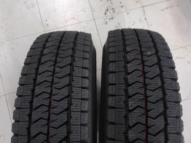 トヨタ純正(TOYOTA)  ハイエース純正スチール  + BRIDGESTONE(ブリヂストン) VL10